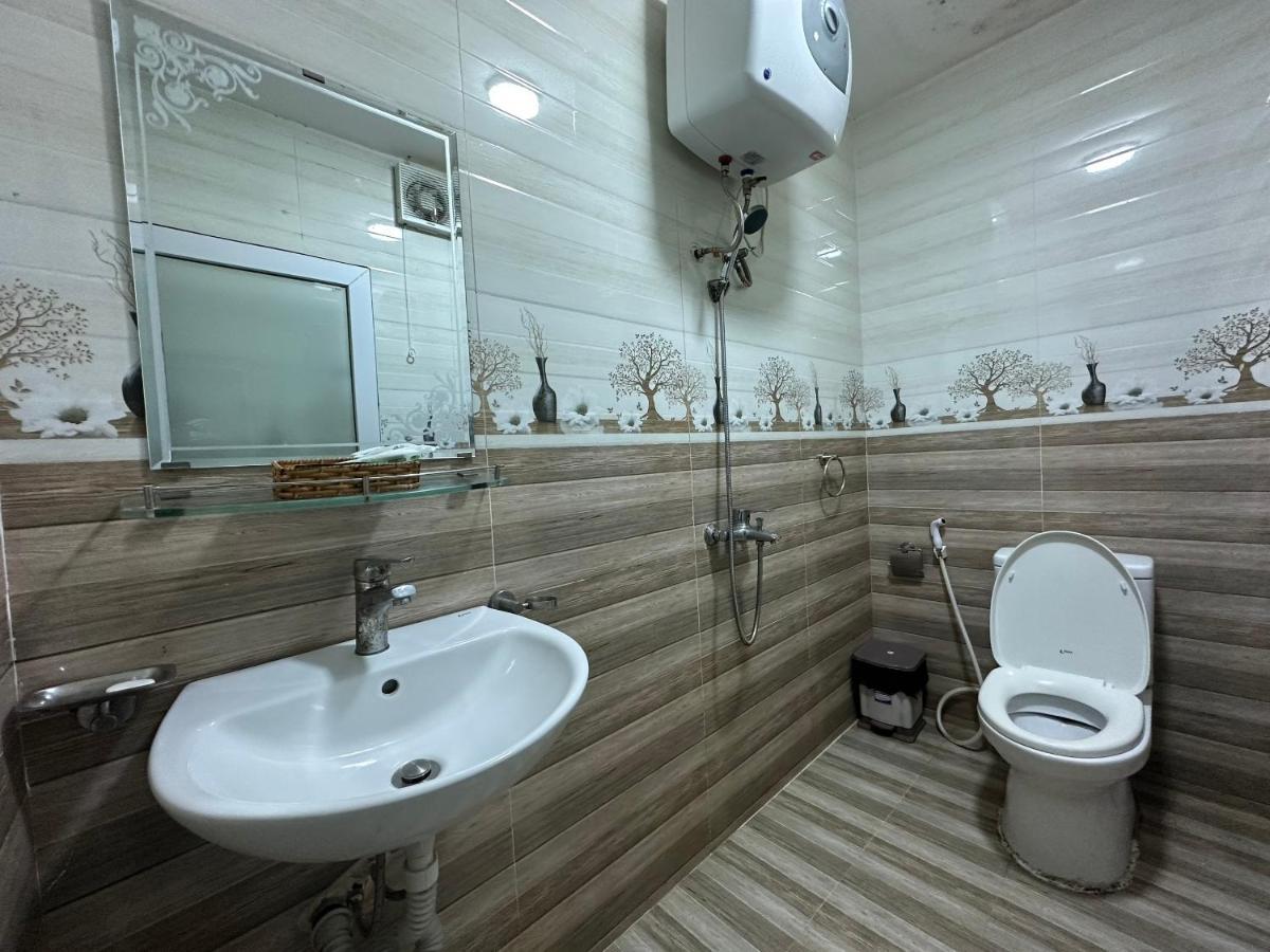 Oyo 1203 Da Lat Pho Hotel מראה חיצוני תמונה